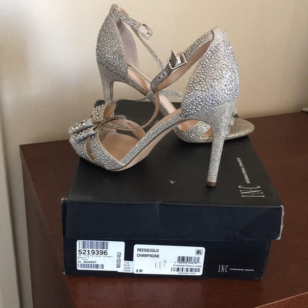 Inc Ressie rihnestone bow